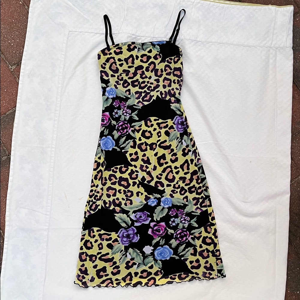 Guess vintage lined sexy spaghetti strap dress in Leopard/rose pattern